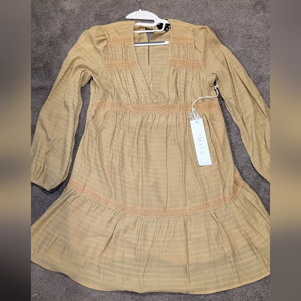 NWT Lumiere Tiered Long Sleeve Mini Dress, Size S